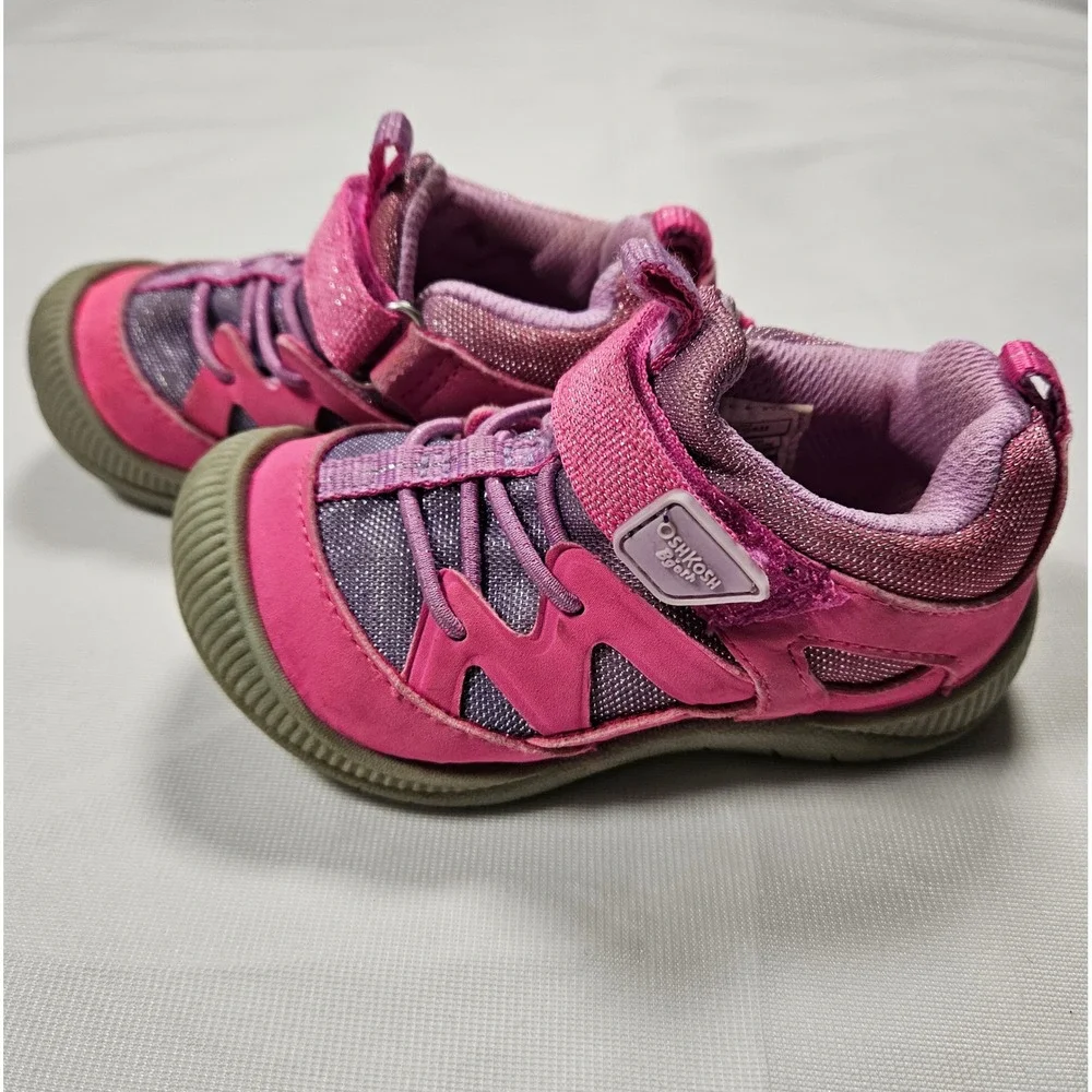 OshKosh B'Gosh Abis Size 6 Baby Toddler Pink & Purple Sandal Sneakers Walk Shoes